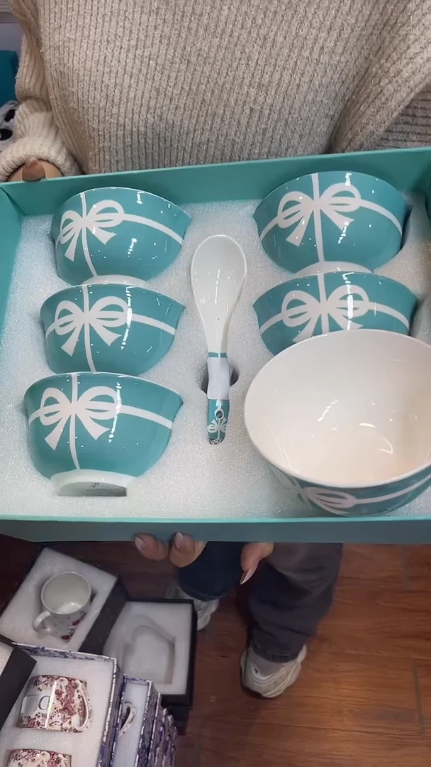 杯鸿辉家品牌瓷器，京东包邮！