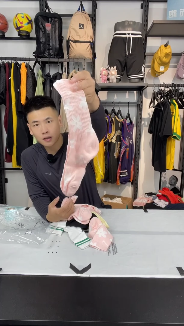 3606 编码 耐克卫衣服饰过款为准 尺码