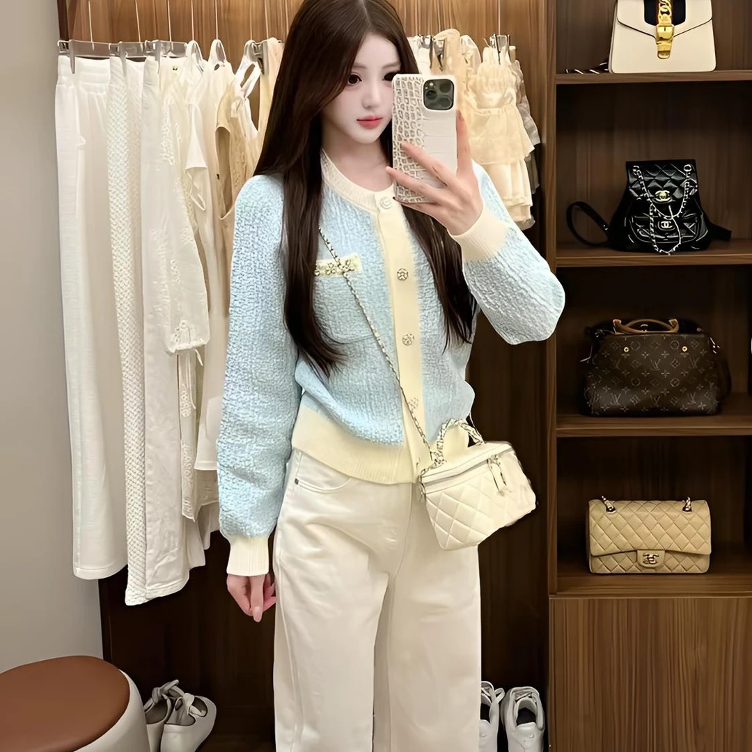 奶油小香肌理感拼接撞色毛衣女春秋慵懒风亮钻外套针织开衫上衣