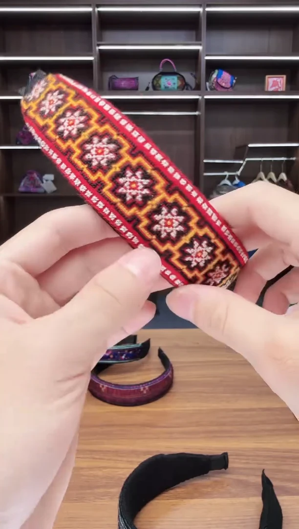 织绣A155蒙阿苏苗绣传承店