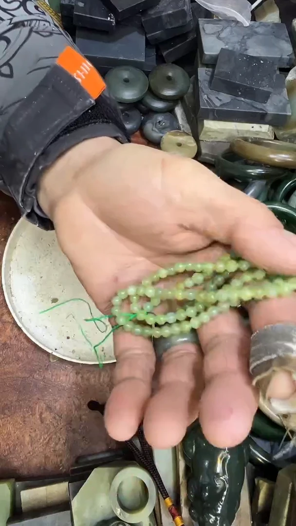 未镶嵌和田玉珠宝半成品1