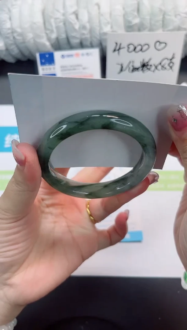 石英质玉手镯未镶嵌127-58