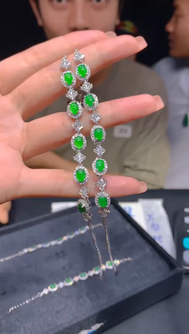 【闪购商品】定制翡翠未镶嵌59多样性发货（发其一）