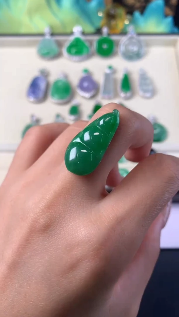 未镶嵌定制翡翠裸石（镶嵌定制）