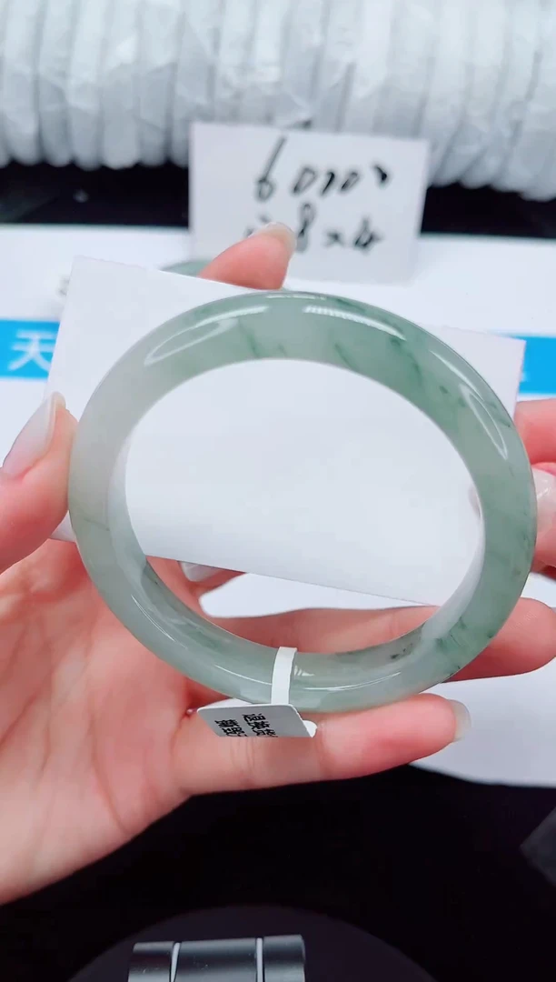 未镶嵌手镯石英质玉227-58/59
