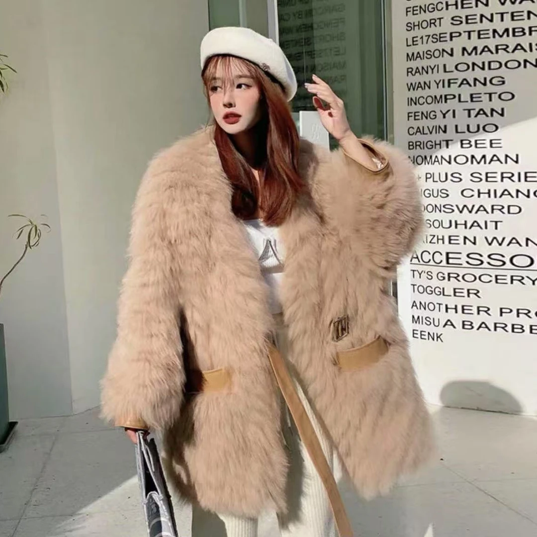 DOUSHEHUI    狐狸毛车条皮草服饰外套