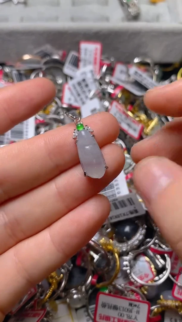 银S925镶嵌戒指翡翠百内无证书