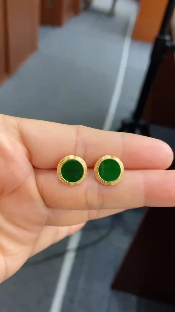 【闪购商品】翡翠耳饰银S925镶嵌耳钉