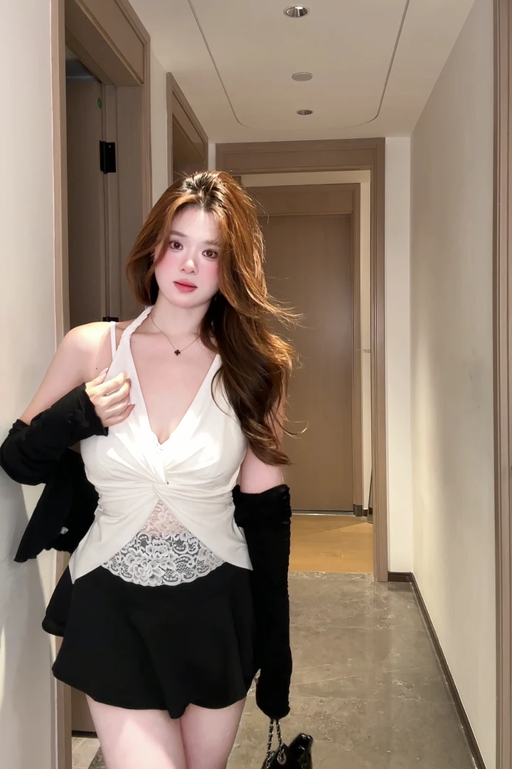 【彦如专属】胖MM吊带背心女夏外穿美背辣妹白色蕾丝无袖挂脖上衣女