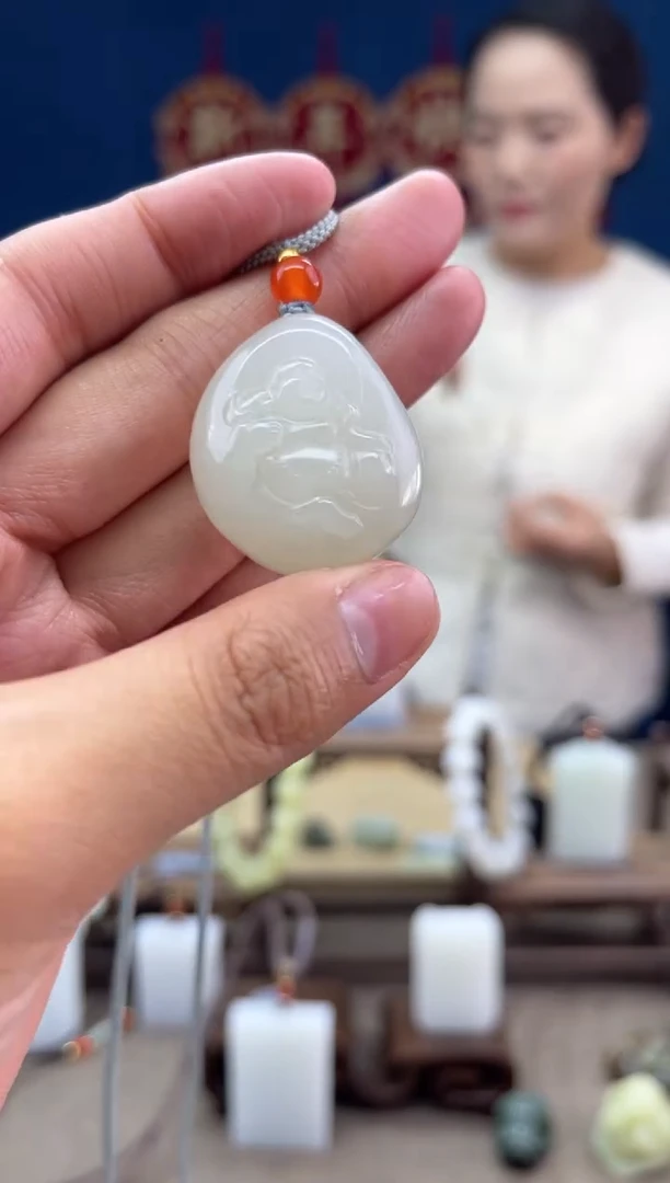 【闪购商品】和田玉颈饰未镶嵌1