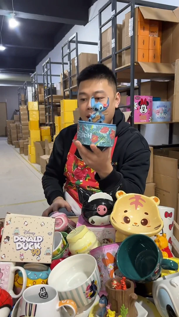 【闪购商品】杯喇叭花史迪仔首饰盒