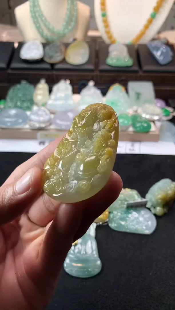 未镶嵌定制翡翠平**樂  S毛货不退不换