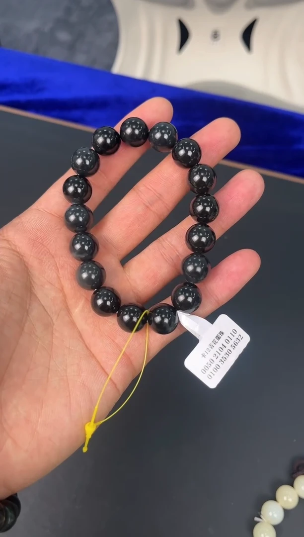 未镶嵌手串和田玉T****R若羌青花手串卡12微色差