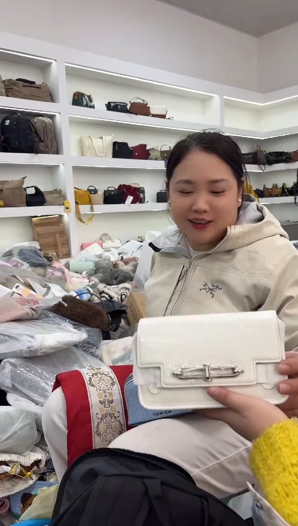 织物琪老板女包超好看商品图片下单