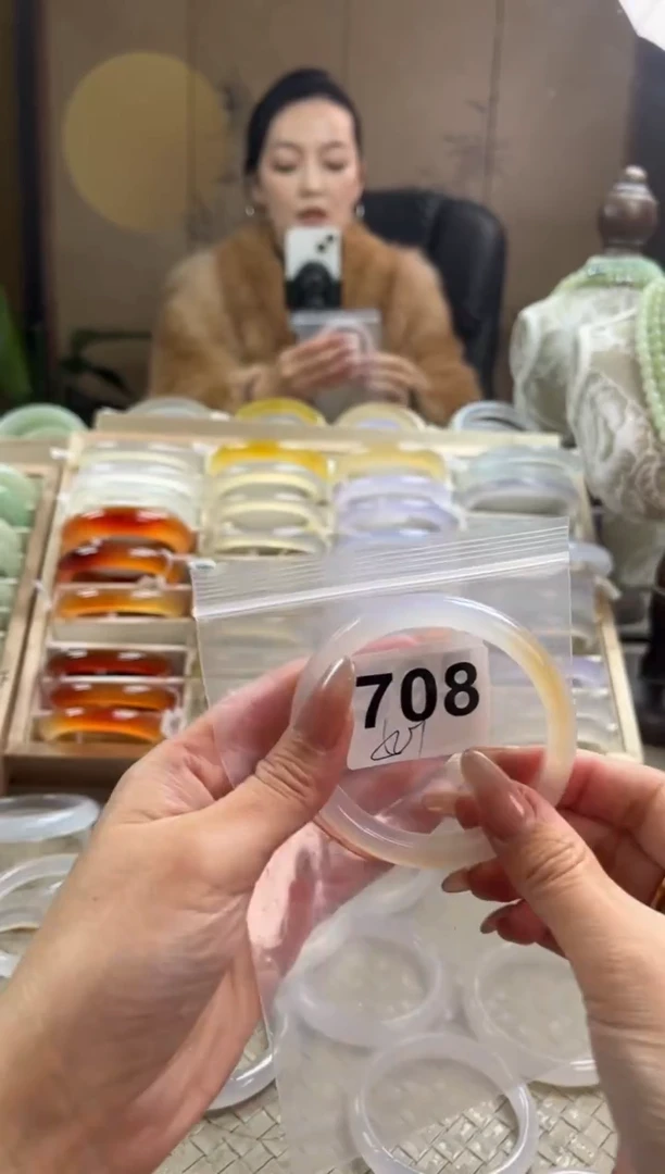 手镯玛瑙/玉髓未镶嵌708