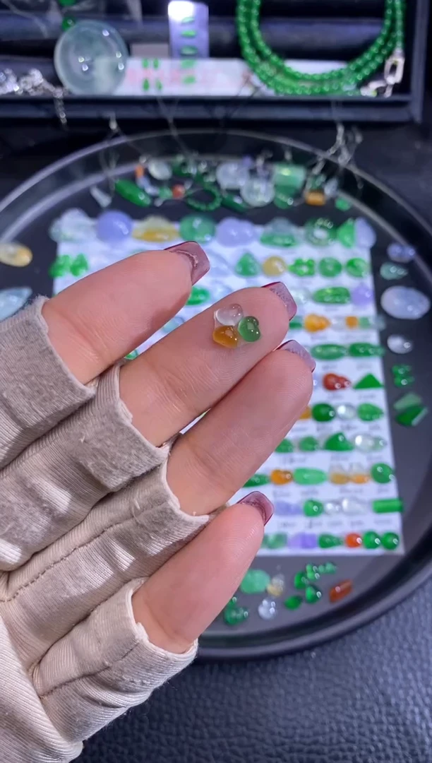 未镶嵌挂件翡翠爱心