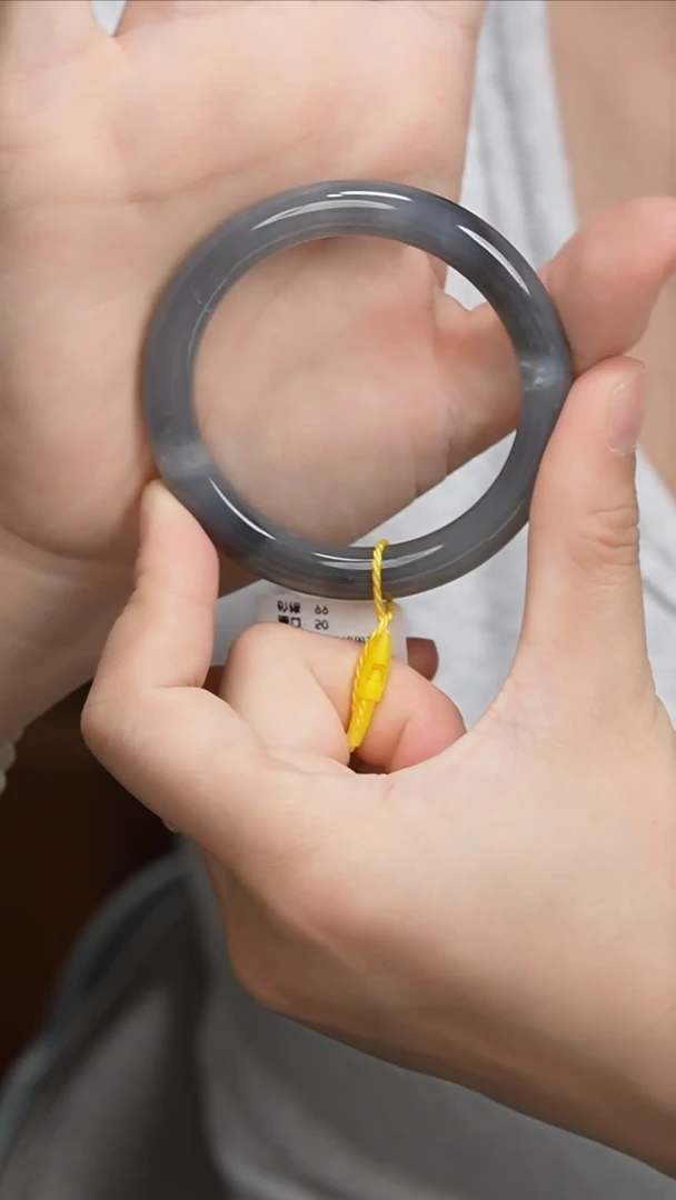 和田玉手镯未镶嵌060