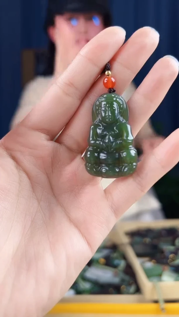 颈饰未镶嵌和田玉拍一发一，多样性发货