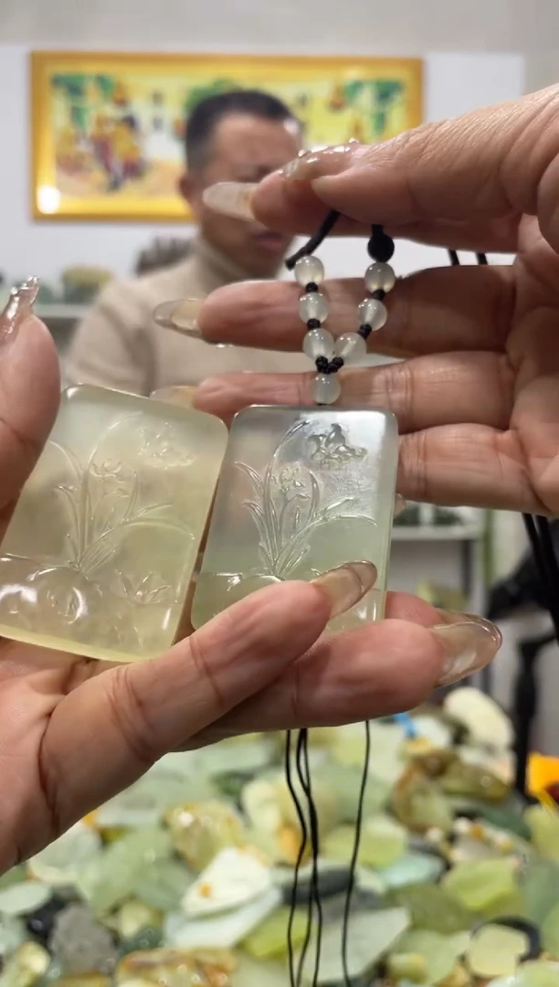 【闪购商品】岫玉吊坠未镶嵌多样性发货其中发一件