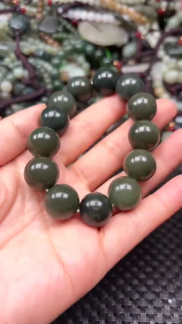 【闪购商品】和田玉颈饰未镶嵌.