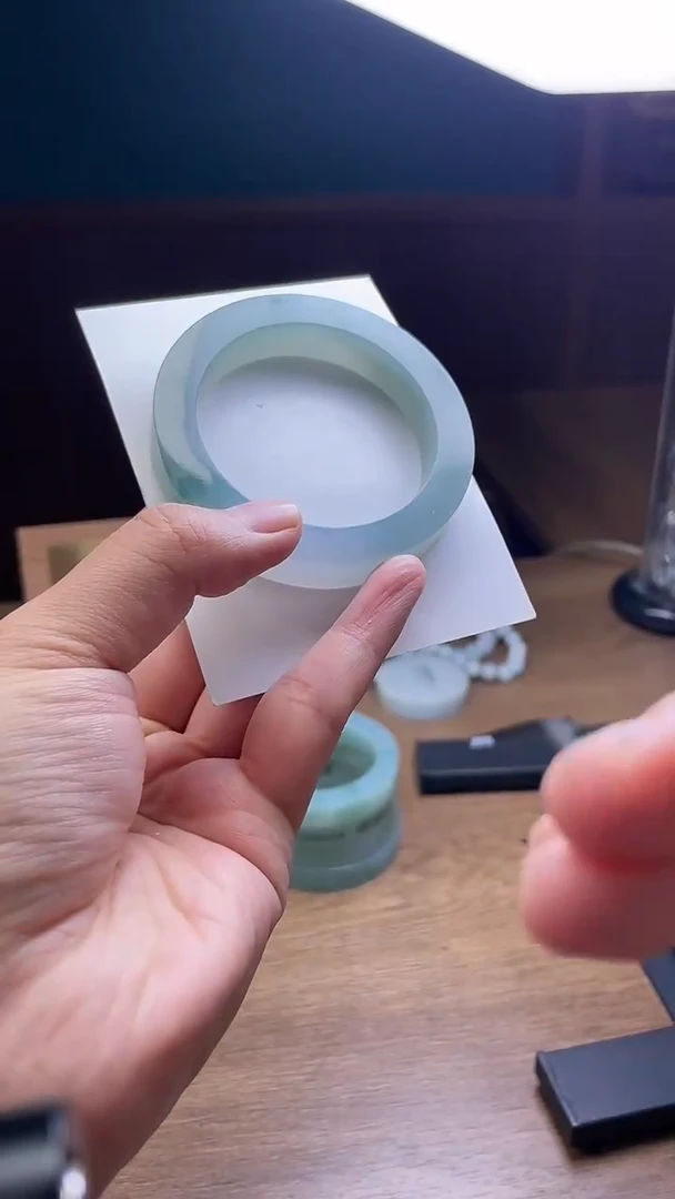 未镶嵌手镯定制翡翠双*定制