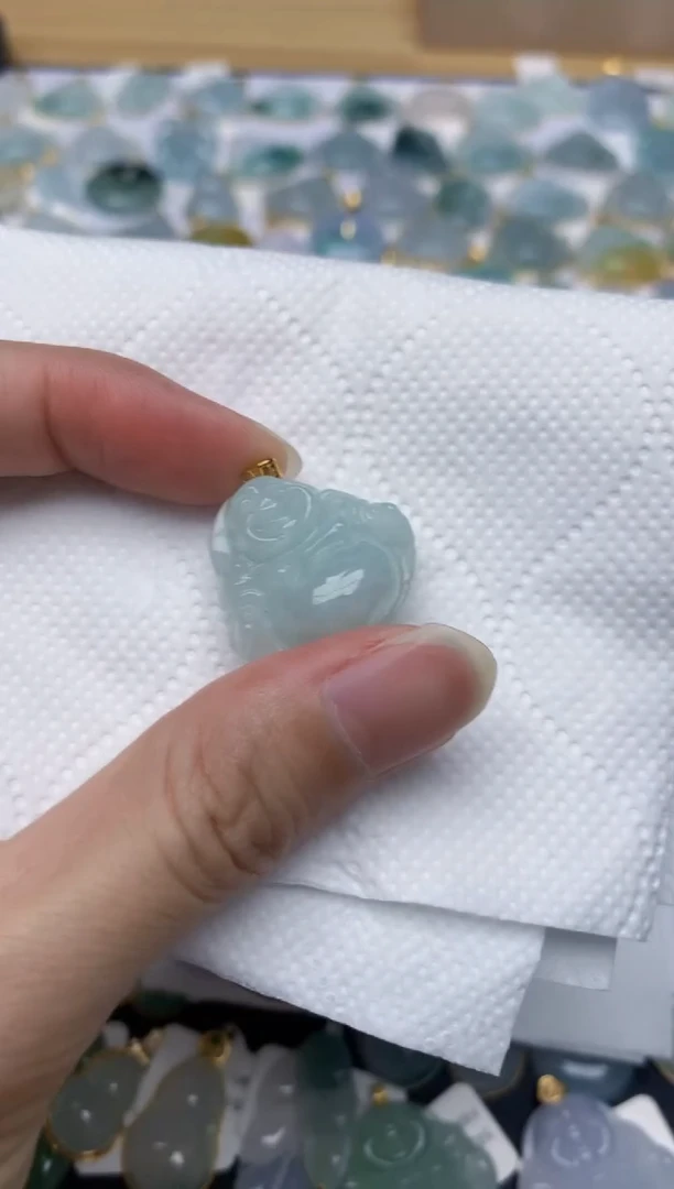 翡翠18K金镶嵌颈饰天然A货翡翠