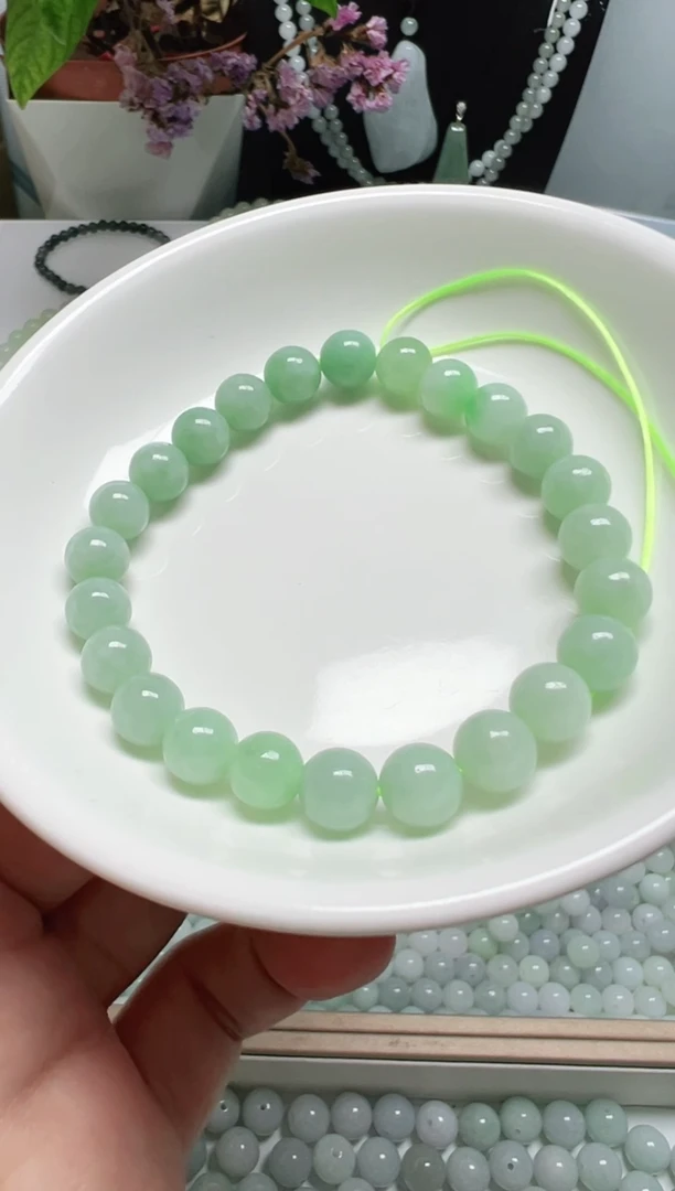 散珠翡翠爱**步纯天然缅甸A货翡翠卡68，22颗