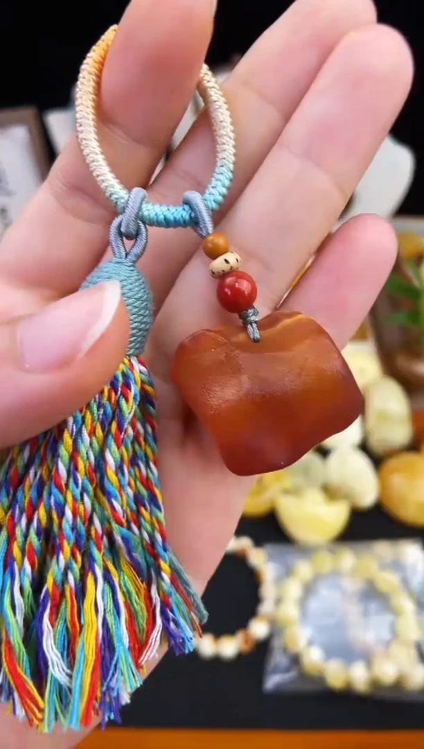 琥珀未镶嵌珠宝奇石柒月