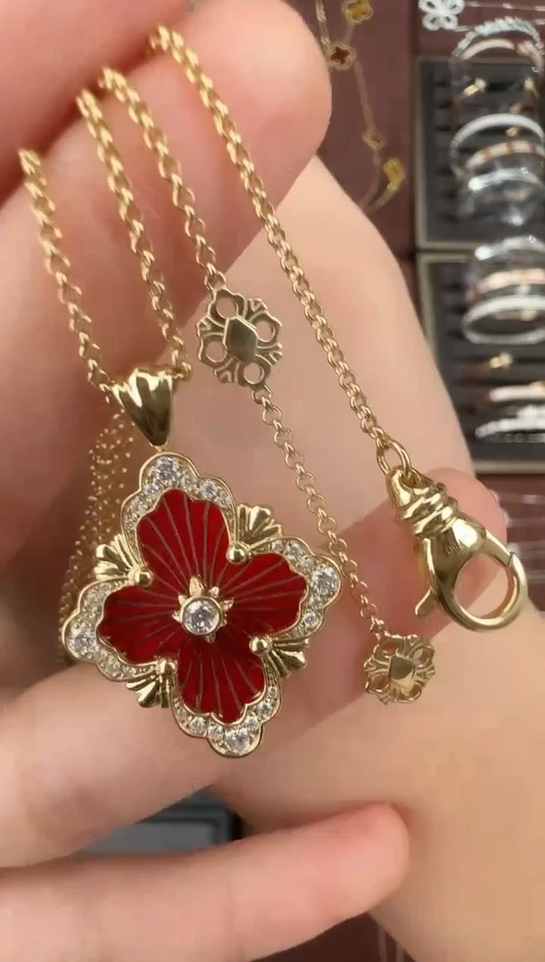 【闪购商品】钻石项链18K金镶嵌大号布布项链【红】