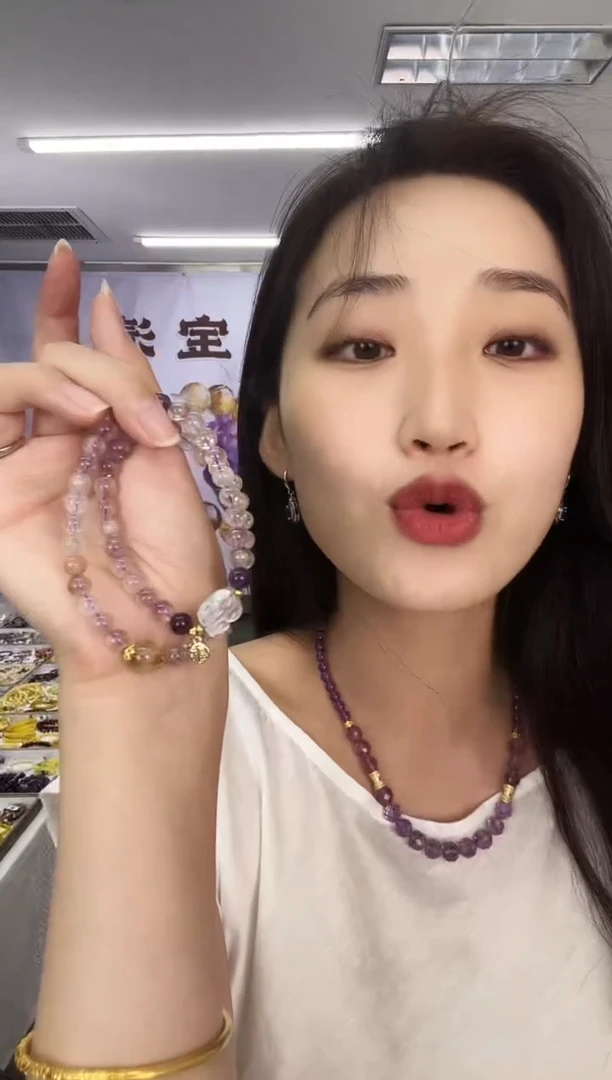 水晶手链未镶嵌天然珠宝多样性发其一