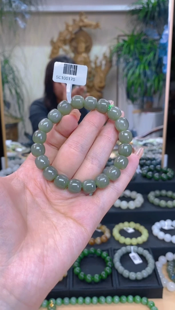 未镶嵌手串和田玉卡10