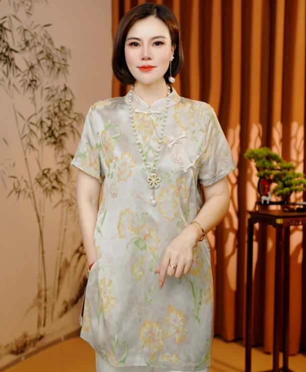 【浅香】2025新款夏季新中式T恤短袖刻花修身显瘦减龄气质款171A