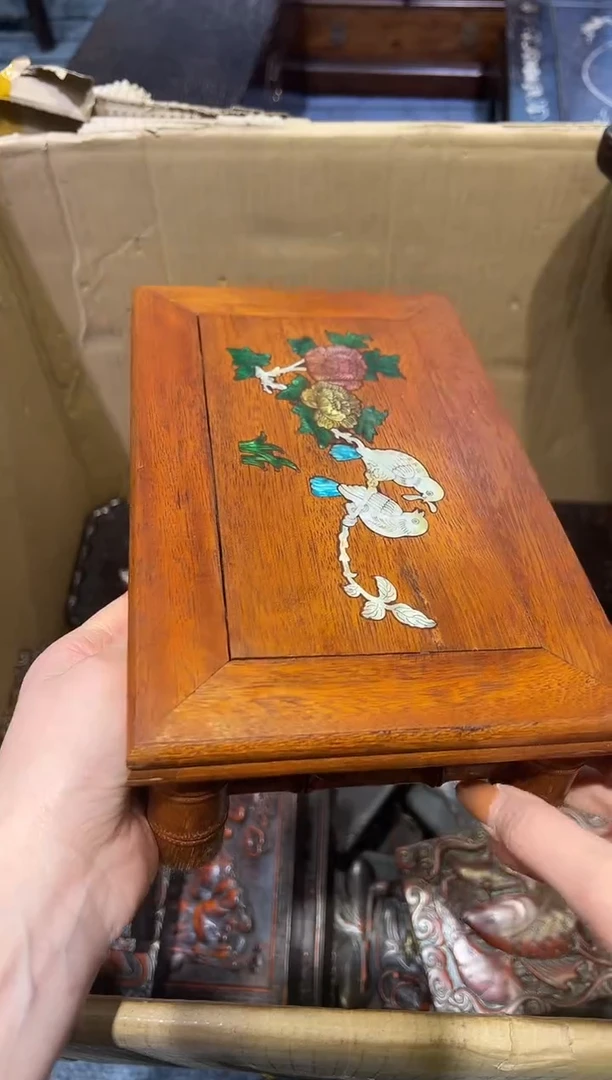 木紫檀雕刻一物一拍