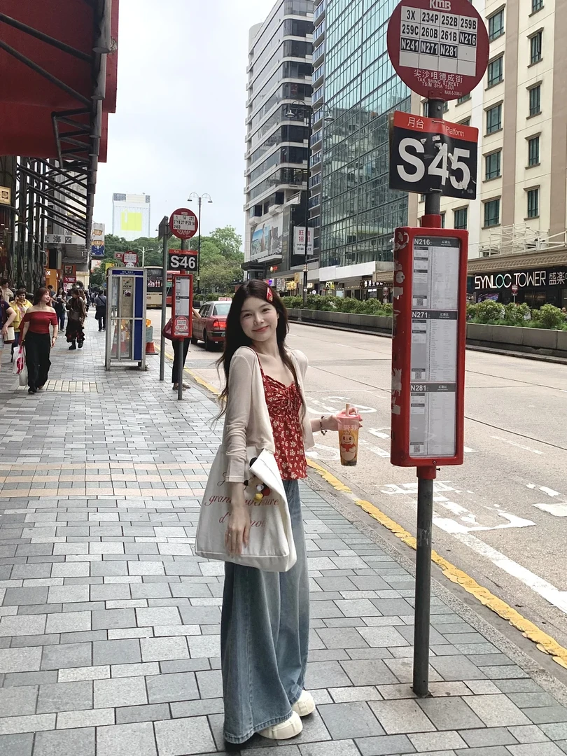 2025夏季新款甜美风穿搭防晒开衫碎花背心搭配高腰牛仔裤三件套女