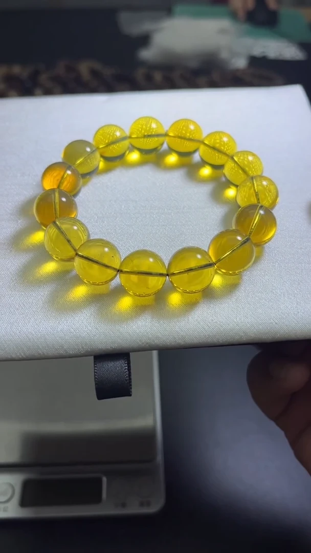 裸石琥珀未镶嵌58