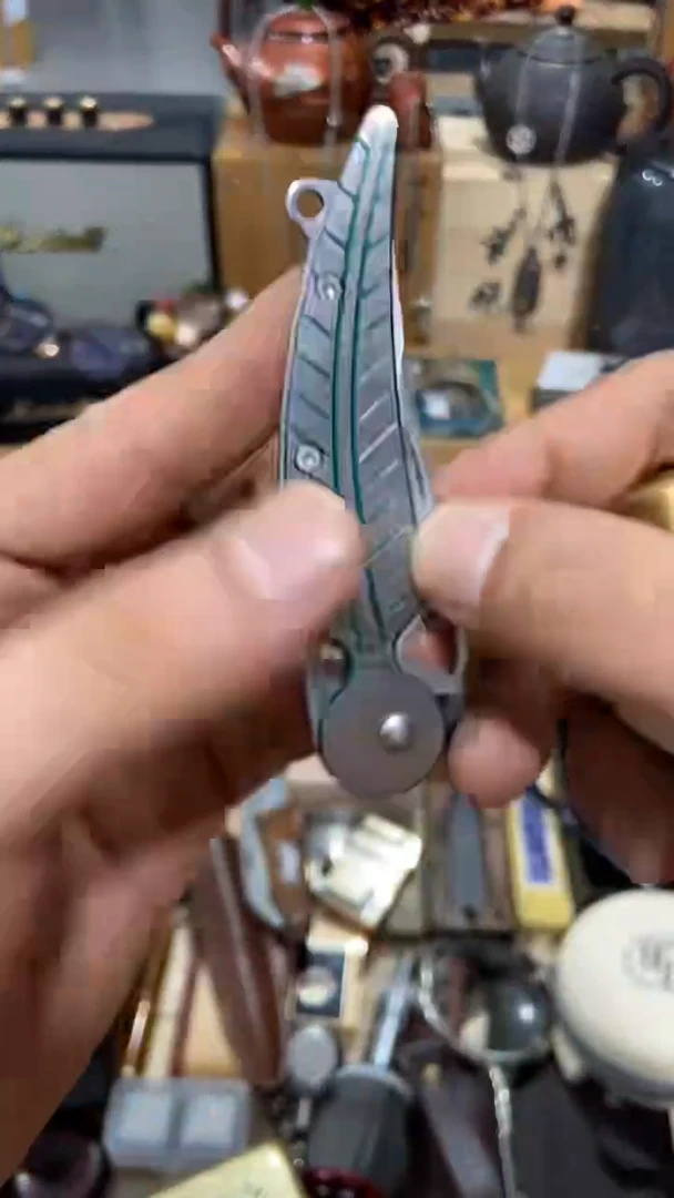 瓷片闪购商品 如图所示