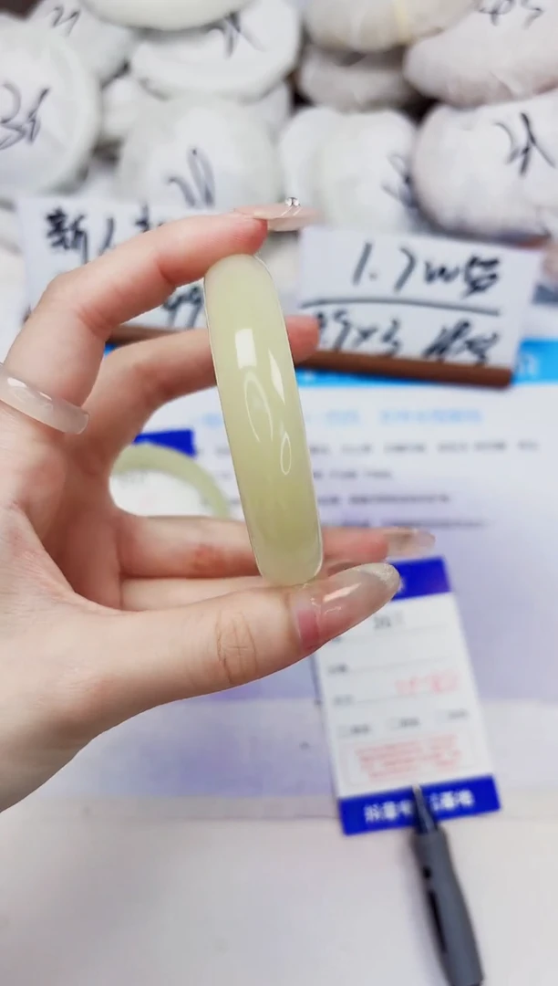 未镶嵌手镯石英质玉361-晴水-圈口54