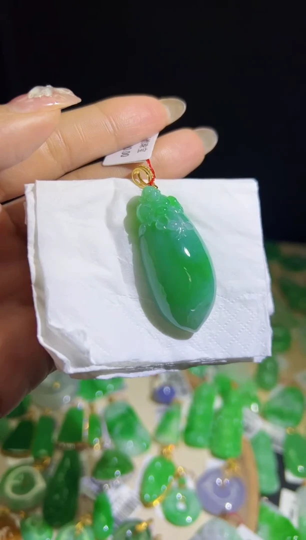 【闪购商品】翡翠颈饰18K金镶嵌Q缅料A货翡翠/支持复检/一件