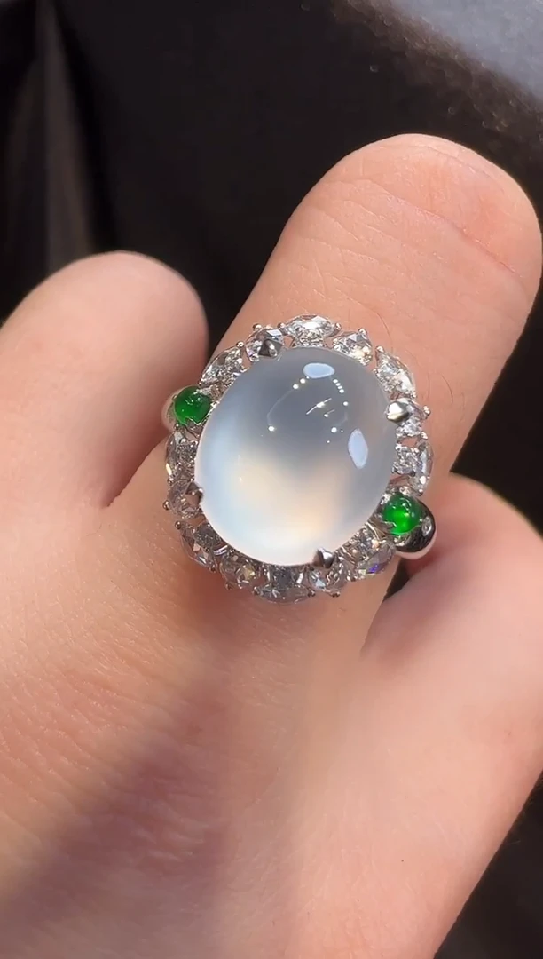 18K金镶嵌戒指翡翠AL6戒指