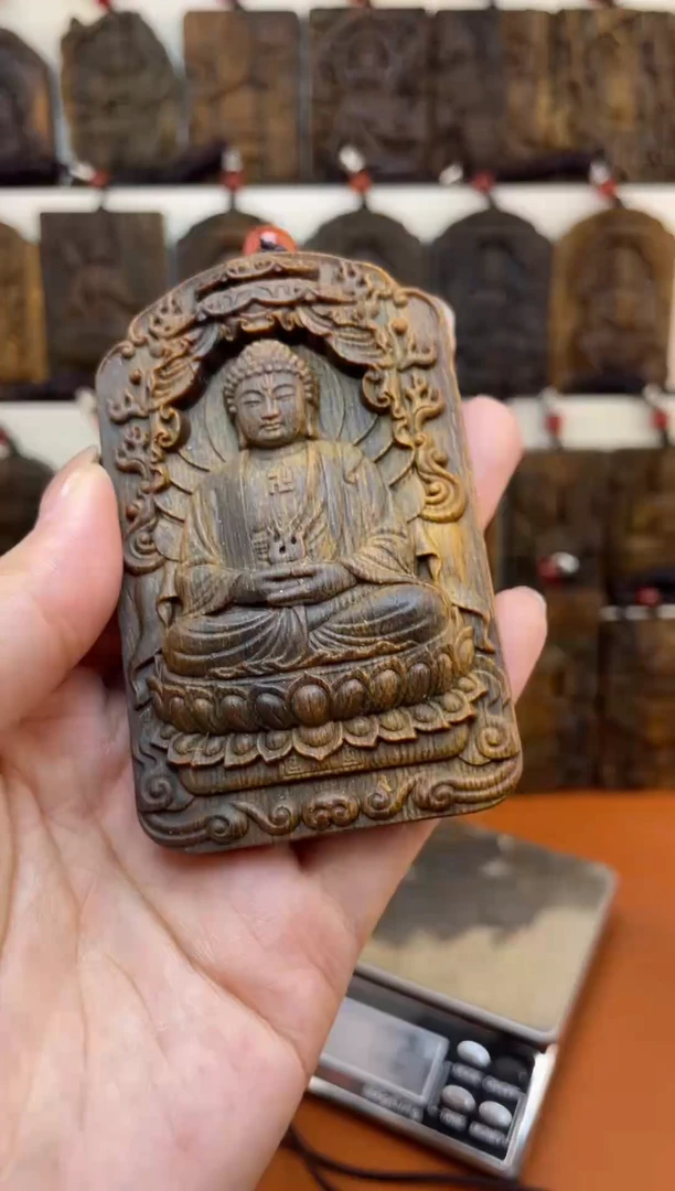 木木雕款芽庄 十二生肖（羊猴）守护 大日如来8cm送养香瓶