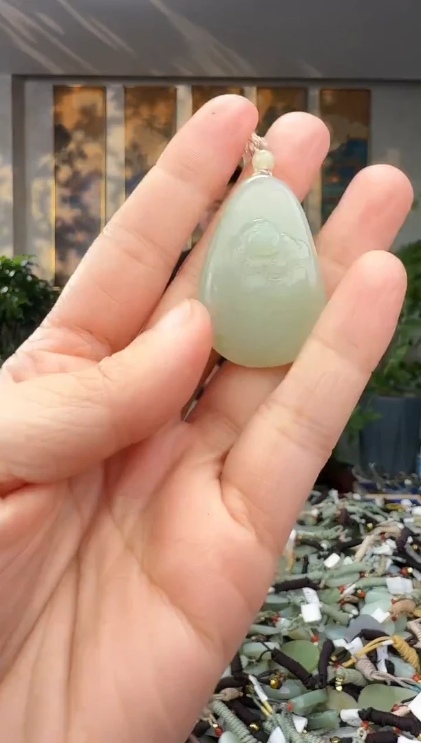 未镶嵌和田玉挂件拍一发一