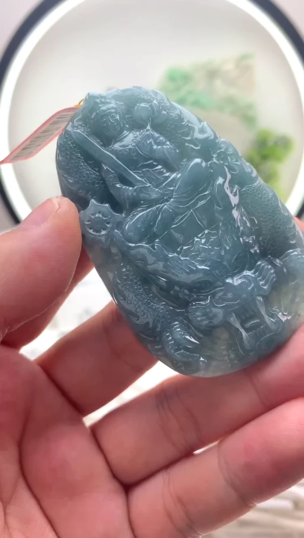 颈饰未镶嵌翡翠虚空藏