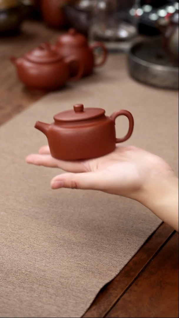 茶壶紫砂红降坡平盖德钟130cc