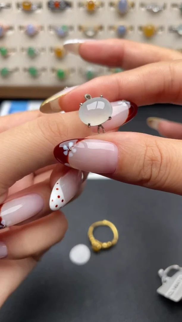 银S925镶嵌戒指翡翠一物一证一礼盒