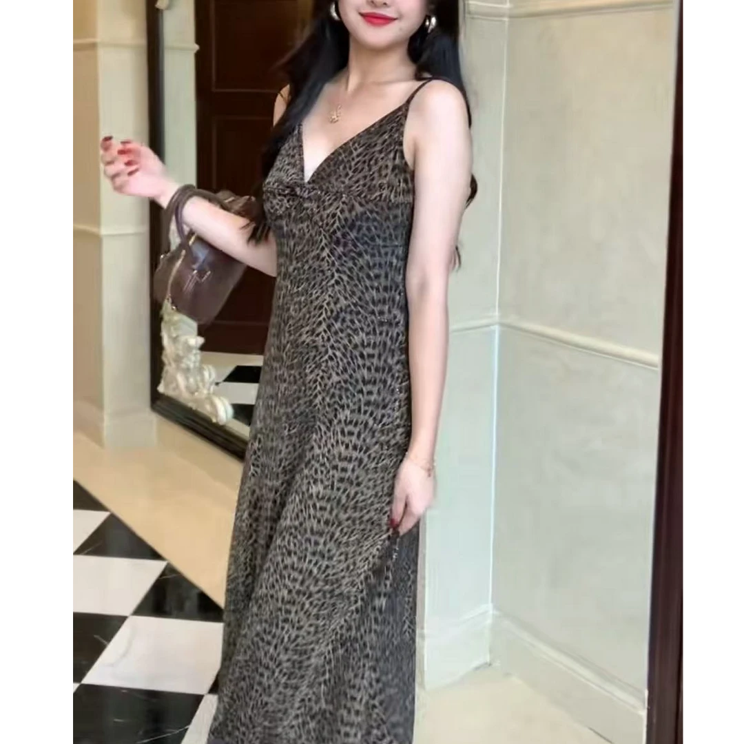 复古气质设计感豹纹吊带长款连衣裙