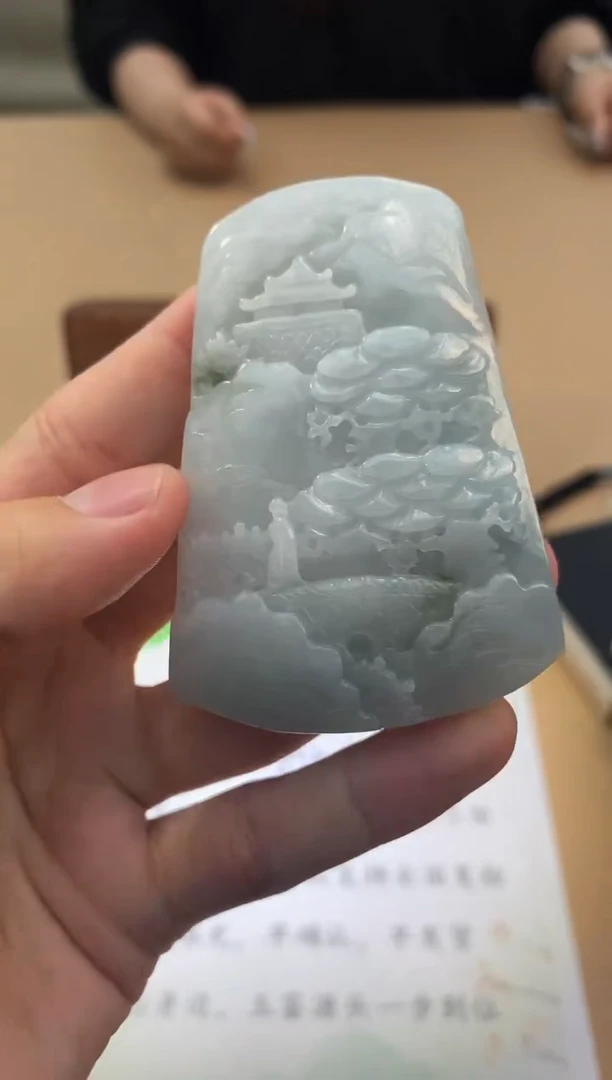 颈饰未镶嵌翡翠翡翠挂件 多样性发一件