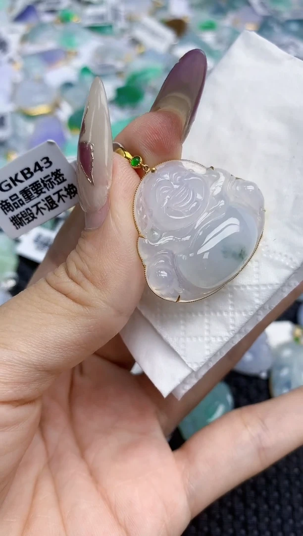 翡翠挂件18K金镶嵌213   天然翡翠A货