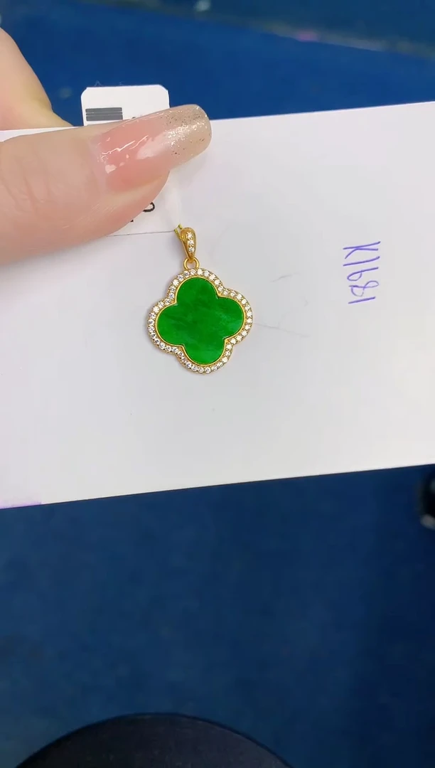 颈饰未镶嵌翡翠缅甸天然翡翠A货