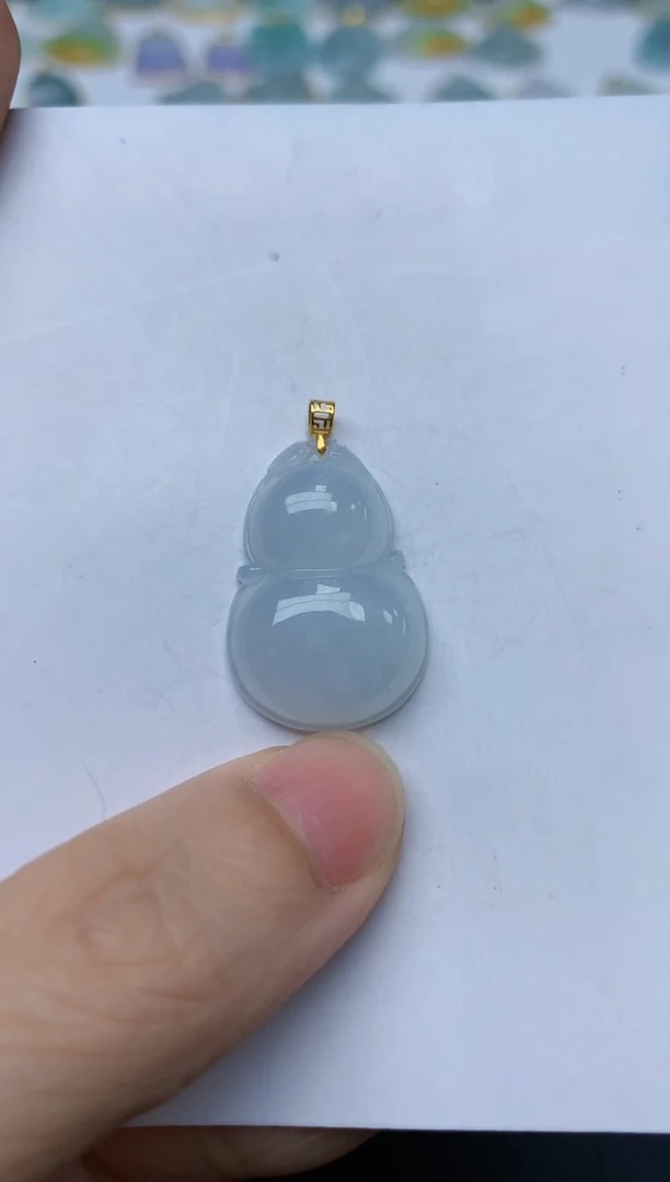 翡翠18K金镶嵌颈饰天然缅甸A货翡翠