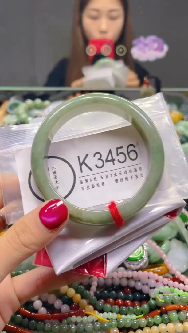 颈饰未镶嵌翡翠55-56/K/翡翠A货，一件也是批发价